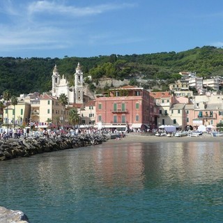 A Laigueglia la conferenza "Quanto è utopica l’utopia?"