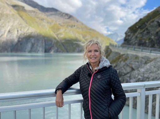 Andora, sarà Licia Colò l’ospite d’onore di “Azzurro pesce d’autore”. A  lei il “Premio azzurro” per il forte impegno a tutela dell’ambiente