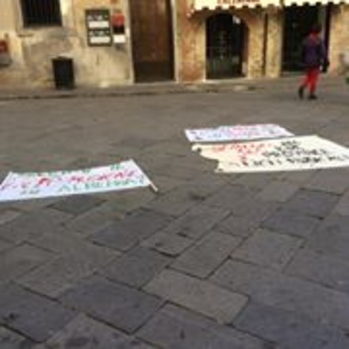 Albenga:parte la raccolta firme per salvare il Liceo Musicale Albenga:parte la raccolta firme per salvare il Liceo Musicale
