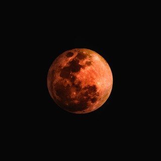 Eclissi lunare: torna il 21 Gennaio