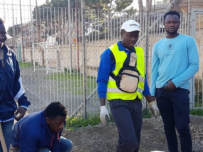 Migranti, più poteri ai Comuni: il Sindaco Caprioglio si schiera con la proposta della Regione Liguria