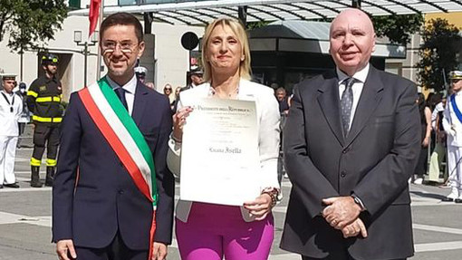 Loano, la consigliere Luana Isella nominata Cavaliere della Repubblica: "Suo impegno per la provincia apprezzato da tutti" Loano, la consigliere Luana Isella nominata Cavaliere della Repubblica: "Suo impegno per la provincia apprezzato da tutti"