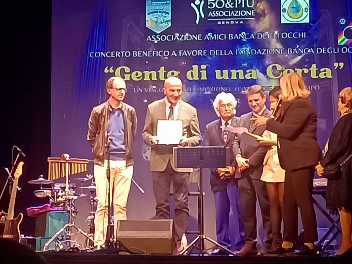 Il Lions Club Spotorno Noli Bergeggi Vezzi Portio al concerto benefico per la Banca degli Occhi