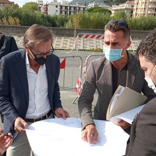 Il sopralluogo dell'Amministrazione comunale e dei tecnici incaricati Il sopralluogo dell'Amministrazione comunale e dei tecnici incaricati
