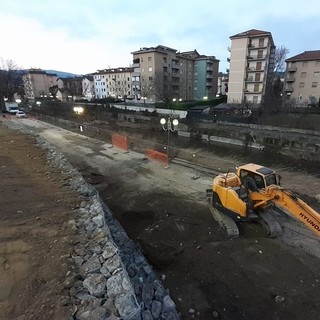 Lavori in via Abba, "Insieme per Carcare": "Se non ostacolati avrebbero migliorato la sicurezza del fiume e l'estetica urbanistica del paese" Lavori in via Abba, "Insieme per Carcare": "Se non ostacolati avrebbero migliorato la sicurezza del fiume e l'estetica urbanistica del paese"