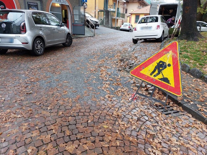 Lavori Oratorio di Varazze, cittadini si lamentano in comune: "Camion a tutta velocità, hanno destabilizzato il quartiere" (FOTO) Lavori Oratorio di Varazze, cittadini si lamentano in comune: "Camion a tutta velocità, hanno destabilizzato il quartiere" (FOTO)