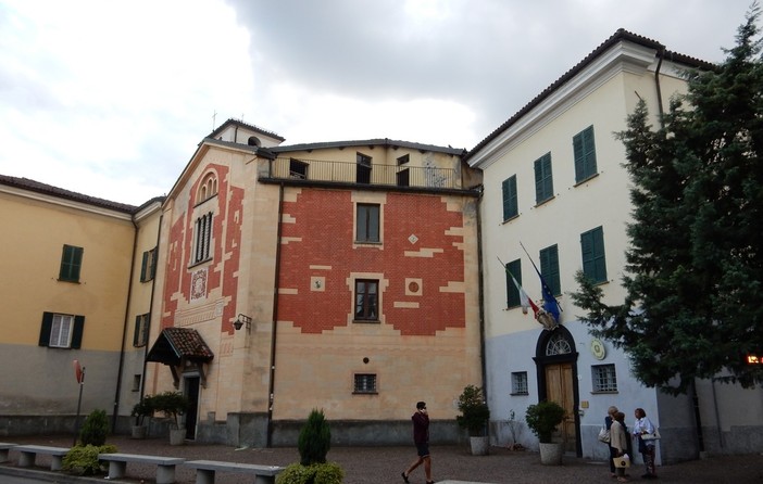 "Rileggiamo insieme Dante": appuntamento culturale al Liceo Calasanzio di Carcare