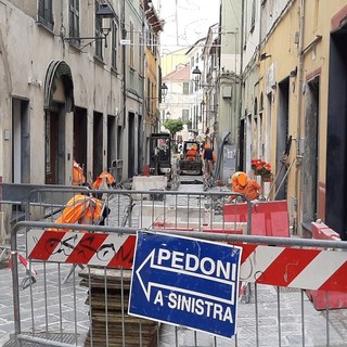 Albissola, riprendono i lavori di riqualificazione del centro storico e il cantiere alle "Galaie"