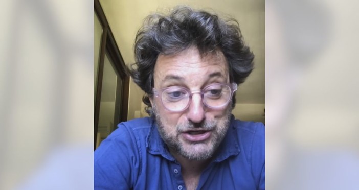 “Alassio, un bel posto”: lo dice Leonardo Pieraccioni in un video su Facebook
