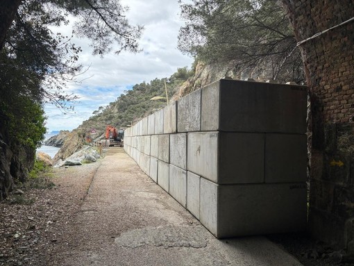 Frana in Lungomare Europa a Varazze: approvato il progetto da 200mila euro Frana in Lungomare Europa a Varazze: approvato il progetto da 200mila euro