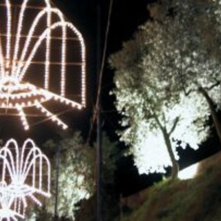 Carcare: arrivano le luminanie natalizie