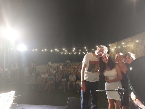 Finale, successo per l'esordio live di "Crossing the Season". Il maestro Luppi Musso e le sue allieve affascinano Castelfranco