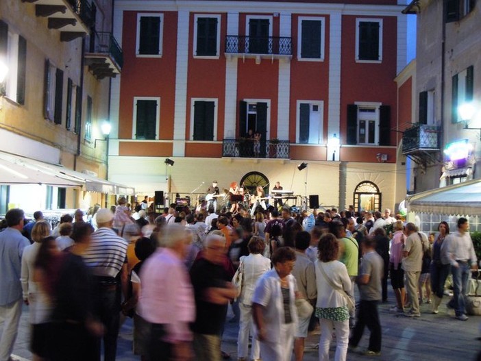 Non fermate la musica! 48 ore di Notte Bianca a Finale Ligure