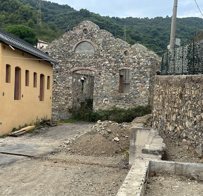 Alassio, l'ex Mattatoio entra nella fase operativa: al via gli impianti e la sistemazione del futuro parco urbano Alassio, l'ex Mattatoio entra nella fase operativa: al via gli impianti e la sistemazione del futuro parco urbano
