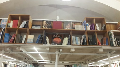 Finale Ligure Giuliana Sgrena presenta "Dio odia le donne" Finale Ligure Giuliana Sgrena presenta "Dio odia le donne"