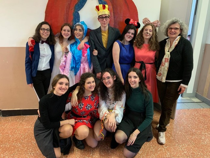 "Albenga in lingua": successo strepitoso al "Giordano Bruno"