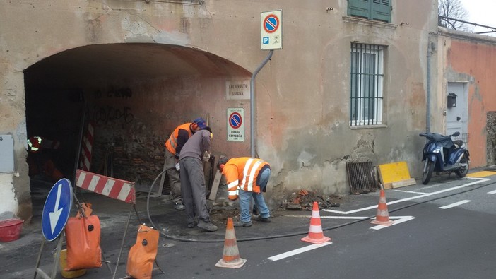 Albissola Marina, al via i lavori di regimazione delle acque bianche in Via Salomoni Albissola Marina, al via i lavori di regimazione delle acque bianche in Via Salomoni