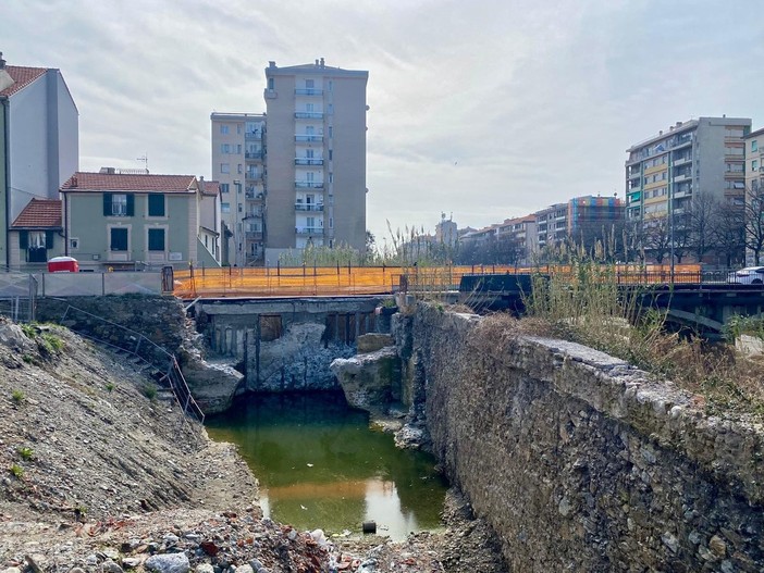 Savona, cantieri fermi dal ponte di Santa Rita per i ritrovamenti archeologici. Russo: "Necessarie verifiche da parte degli archeologi"