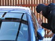 Ladri saccheggiano auto a Celle, la proprietaria: "Mi hanno portato via tutto"