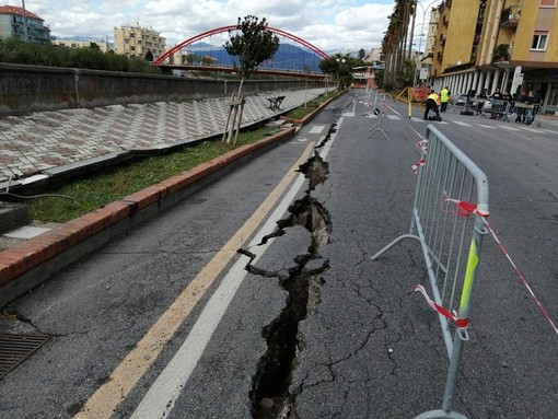 Il dissesto dell'argine del fiume Centa ad Albenga (ottobre 2020) Il dissesto dell'argine del fiume Centa ad Albenga (ottobre 2020)