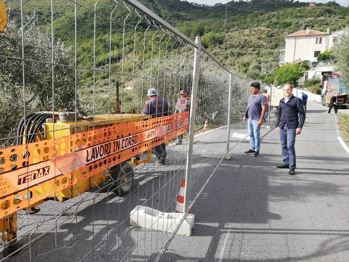 Andora, al via i lavori di messa in sicurezza della strada comunale di Conna Andora, al via i lavori di messa in sicurezza della strada comunale di Conna