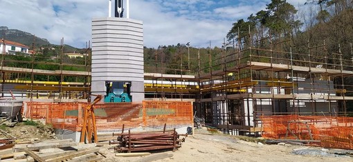 Giustenice, procedono i lavori del nuovo polo scolastico e le buone notizie non finiscono qui (FOTO) Giustenice, procedono i lavori del nuovo polo scolastico e le buone notizie non finiscono qui (FOTO)