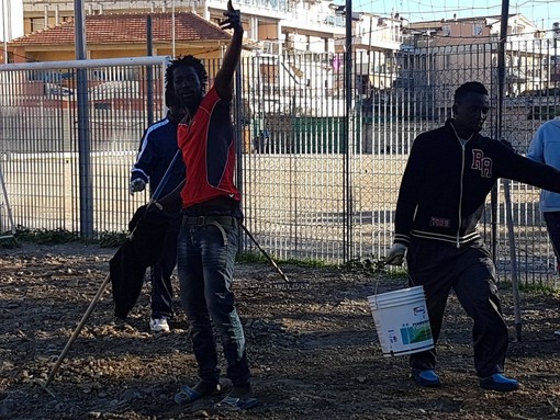 Dall’Assemblea dei Sindaci liguri la linea di azione dell’Associazione dei Comuni sul tema dei migranti Dall’Assemblea dei Sindaci liguri la linea di azione dell’Associazione dei Comuni sul tema dei migranti