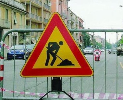 Savona: chiusura della strada davanti alla clinica Rossello