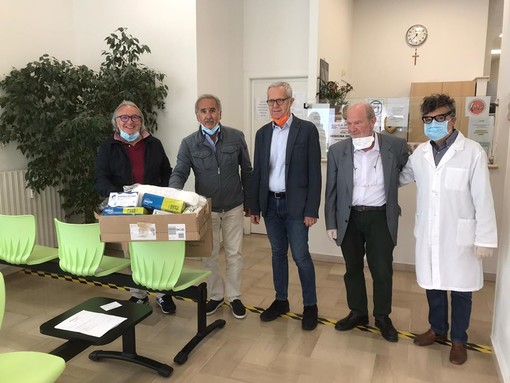 Pietra Ligure: consegnati a Pietra Medica i DPI donati dagli amici di Offenburg