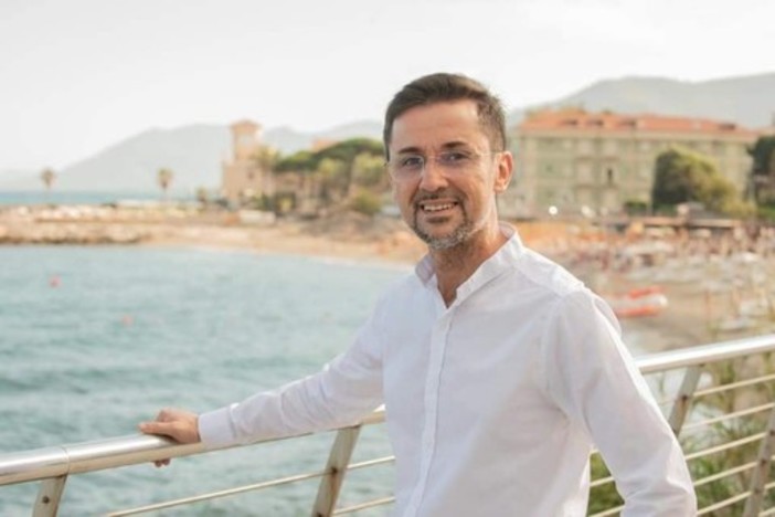 Luca Lettieri, sindaco di Loano, ospite a Radio Onda Ligure 101