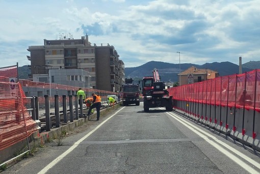 Ponte sul Quiliano, Anas chiarisce: “Le opere nel torrente sono autorizzate e necessarie al cantiere” Ponte sul Quiliano, Anas chiarisce: “Le opere nel torrente sono autorizzate e necessarie al cantiere”