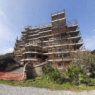 Il Pd Savonese: "Cinque milioni a un privato che potevano restare alla città per destinare Villa Zanelli a funzioni pubbliche"