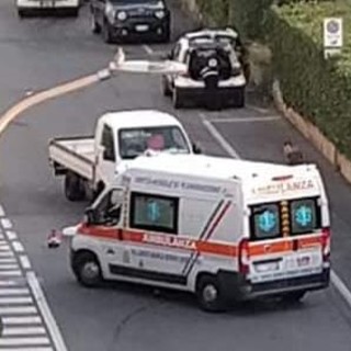 Loano, ancora un incidente in via Olivette: i residenti chiedono l'intervento dell'amministrazione