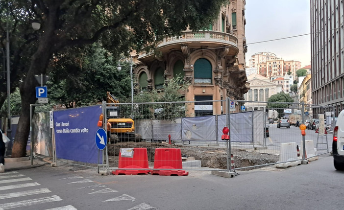 Savona, ripreso il restyling di corso Italia, termine lavori previsto entro l'anno