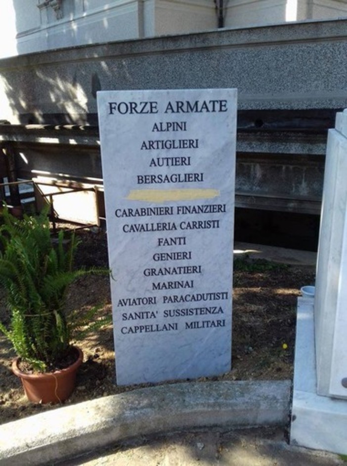 Savona, Vazio: "Rimuovere lapide dedicata a camicie nere e punire i responsabili" Savona, Vazio: "Rimuovere lapide dedicata a camicie nere e punire i responsabili"