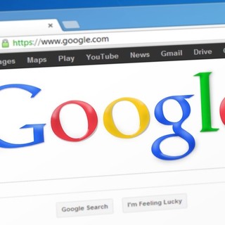 Sito web o social per la tua attività? Ecco la risposta dell’esperto