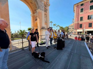 Foto pagina Facebook "Lions Club Finale Ligure - Loano - Pietra Ligure Host" Foto pagina Facebook "Lions Club Finale Ligure - Loano - Pietra Ligure Host"