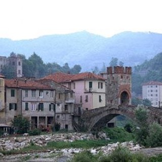 Progetto di "Adozione a distanza" per i ragazzi dei plessi di Millesimo, Cengio e Calizzano