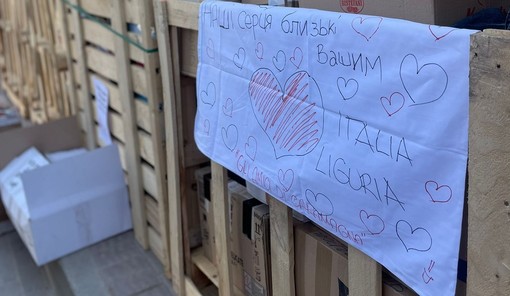 "I nostri cuori sono vicini ai vostri", il messaggio di solidarietà dalla Liguria all'Ucraina (Video) "I nostri cuori sono vicini ai vostri", il messaggio di solidarietà dalla Liguria all'Ucraina (Video)