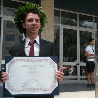 Laurea in Ingegneria per il giovane consigliere di Roccavignale Matteo Ferraro: da domani per lui la delega all'edilizia