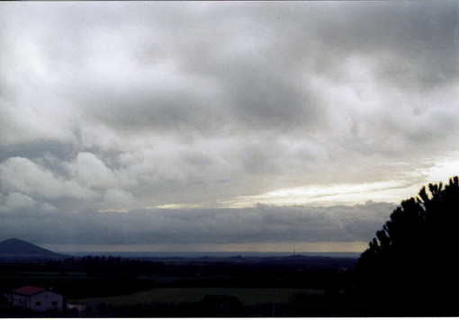Meteo, mattinata all'insegna delle nuvole, schiarite nel pomeriggio