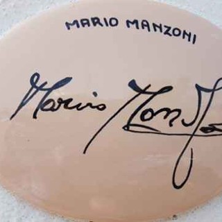 A Laigueglia posizionata una nuova piastrella di un grande del ciclismo: Mario Manzoni, direttore sportivo della Nippo Vini Fantini