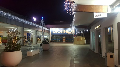 Il Molo 8.44 di Vado Ligure accende il Natale: le iniziative in programma Il Molo 8.44 di Vado Ligure accende il Natale: le iniziative in programma