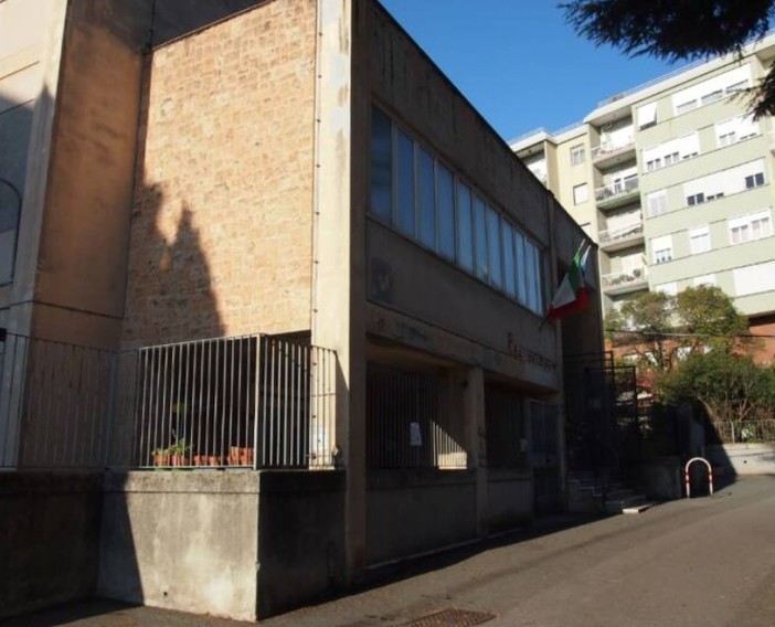 Savona, 70mila euro per la facciata e il tetto della scuola Munari-Mameli