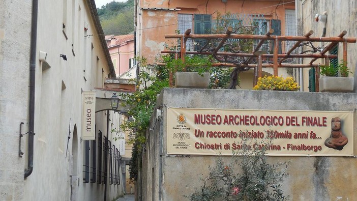 Il Museo Archeologico del Finale sarà la prima tappa di sabato 18 aprile
