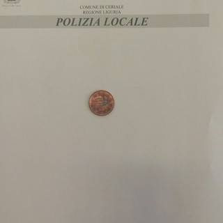 Ceriale, una moneta con magnete manda in tilt i parcometri: la Polizia Locale sporge denuncia contro ignoti