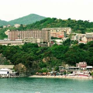 Margonara, la voce dei cittadini: "Chi da' il diritto di fare scempio delle due spiaggette?"