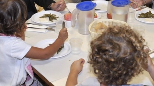 Mense scolastiche, al via introduzione cibi bio con l’anno 2019/2020