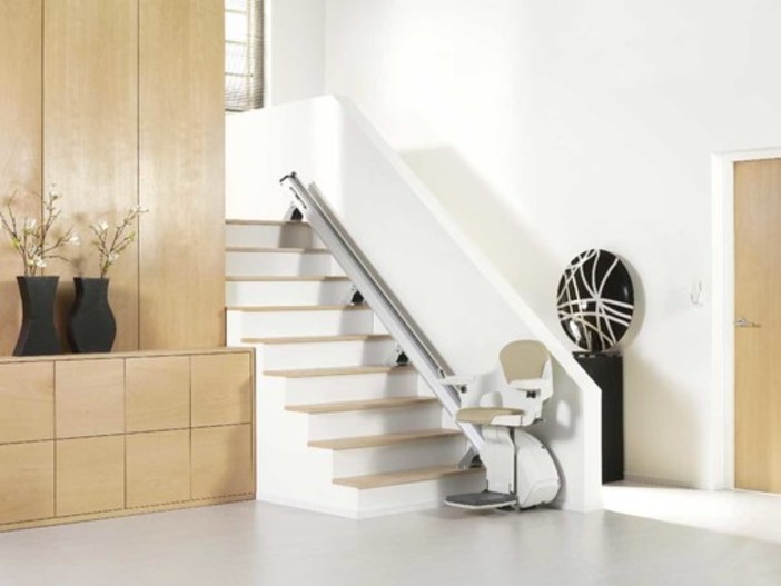 Confronta i prezzi e le soluzioni per montascale personalizzati Confronta i prezzi e le soluzioni per montascale personalizzati