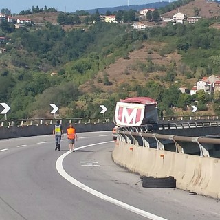 #infoviabilità, mezzo pesante in avaria: rallentamenti e code sulla Torino-Savona